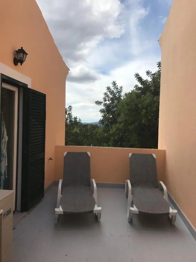 Villa Estrela 5 à Paderne  Hébergement de vacances Paderne (Faro)
